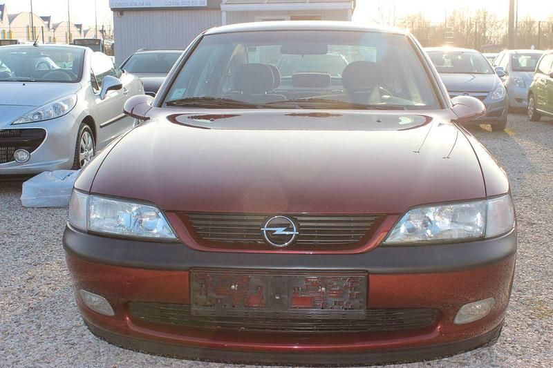 Gebraucht Opel Vectra 1997 Rot Limousine