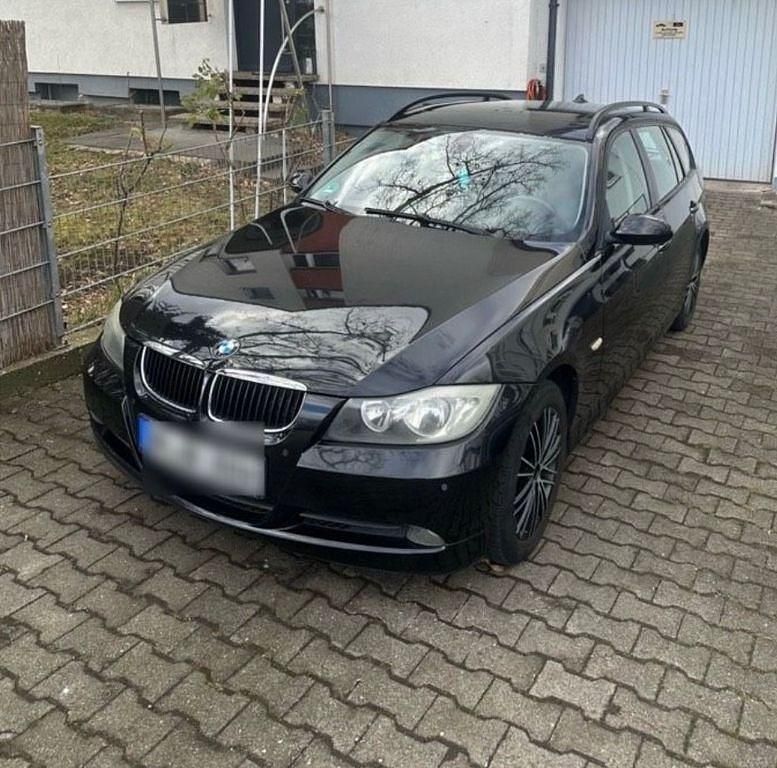 Gebraucht BMW 320 170 PS (125 kW) 2007 Schwarz Kombi