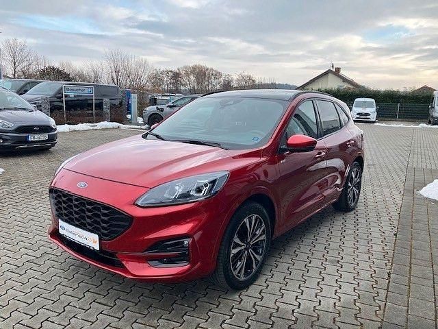 Gebraucht Ford Kuga ST-Line X 152 PS (111 kW) 2021 Rot SUV