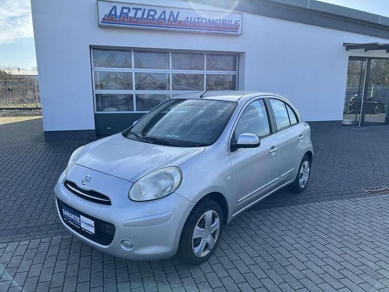 Gebraucht Nissan Micra Acenta 80 PS (58 kW) 2011 New silver (m) Kleinwagen