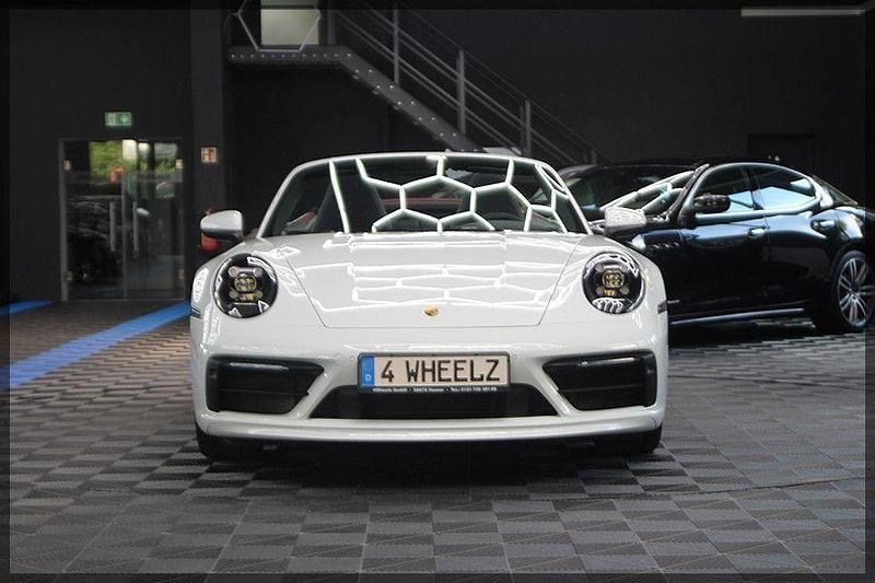 Gebraucht Porsche 911 Carrera Cabriolet 385 PS (283 kW) 2020 Weiß Cabrio