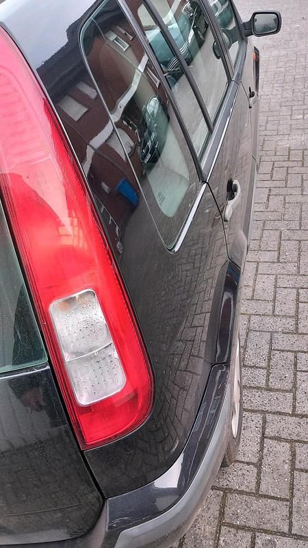 Gebraucht Ford Fusion 75 PS (55 kW) 2007 Schwarz Kleinwagen