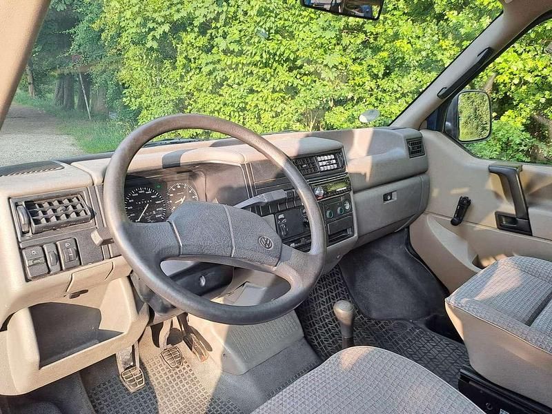 Gebraucht VW Transporter 84 PS (61 kW) 1992 Blau Van