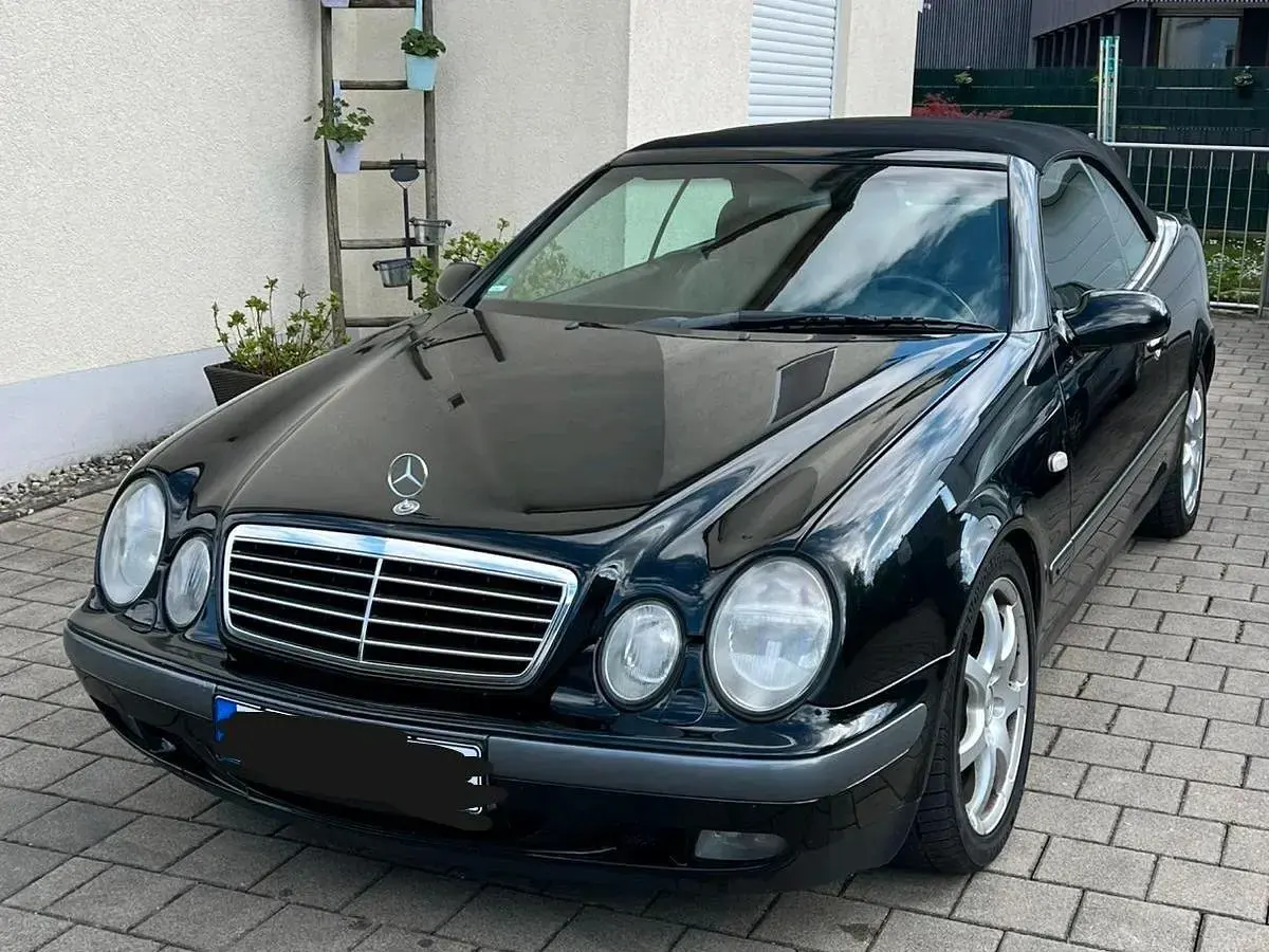 Gebraucht Mercedes CLK320 218 PS (160 kW) 1999 Schwarz Cabrio