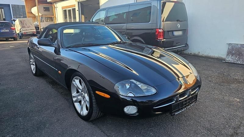Gebraucht Jaguar XK8 298 PS (219 kW) 2003 Schwarz Cabrio