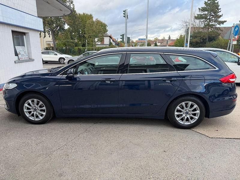 Gebraucht Ford Mondeo Titanium 165 PS (121 kW) 2019 Blau Limousine