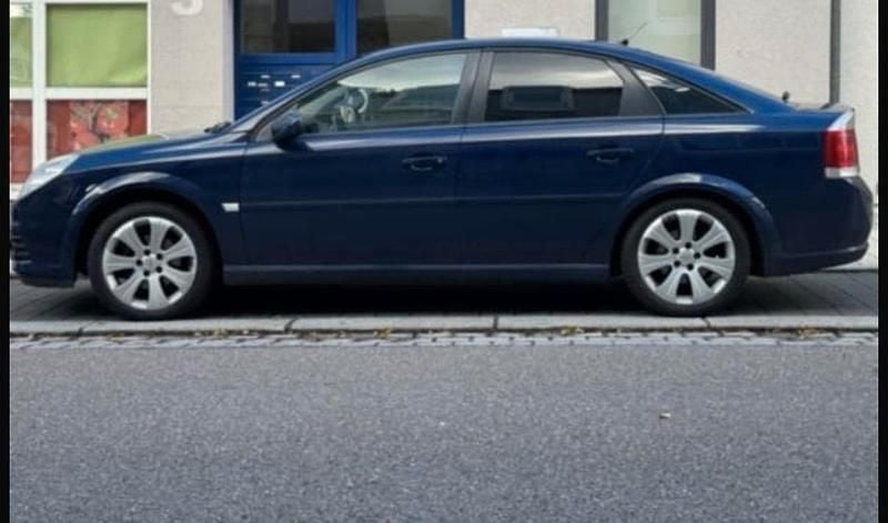 Blau Gebraucht 2008 Opel Vectra Limousine | 2.650 € (Fairer Preis) - Bild 1/4