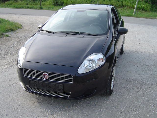 Gebraucht Fiat Grande Punto Active 88 PS (64 kW) 2009 Blau Kleinwagen
