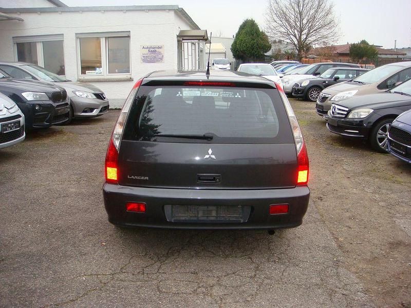 Gebraucht Mitsubishi Lancer Comfort Edition 98 PS (72 kW) 2005 Grau Limousine