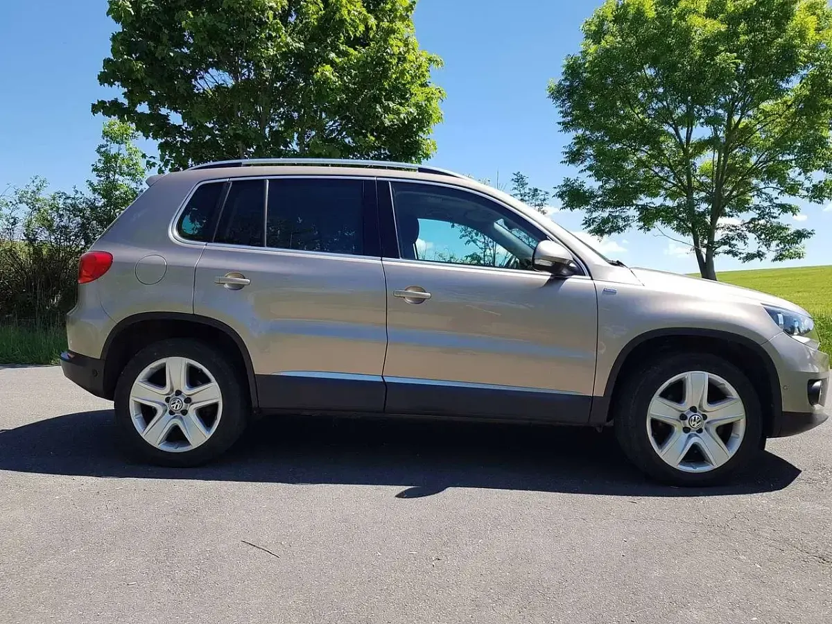 Gebraucht VW Tiguan Cup 140 PS (102 kW) 2014 Beige SUV