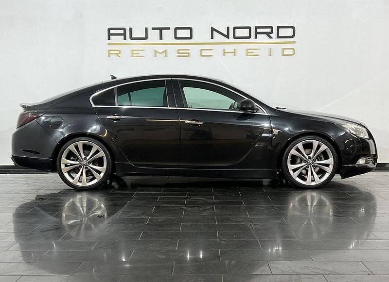 Gebraucht Opel Insignia Innovation 194 PS (142 kW) 2012 Schwarz Limousine