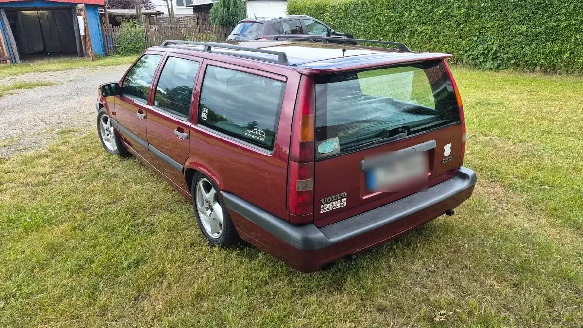 Gebraucht Volvo 850 226 PS (166 kW) 1994 Rot Kombi