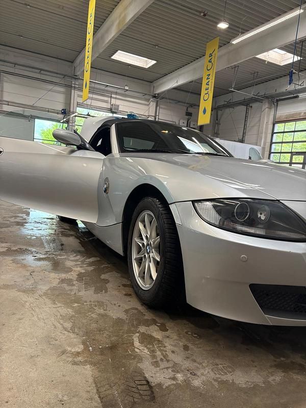 Gebraucht BMW Z4 150 PS (110 kW) 2007 Silber Cabrio