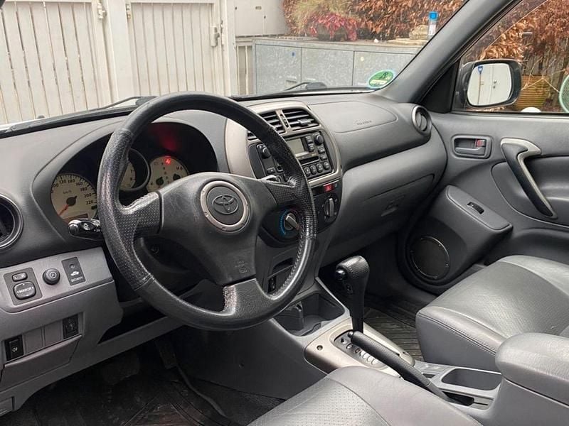 Gebraucht 2006 Toyota RAV4 SUV | 4.550 € (Superpreis) - Bild 1/4