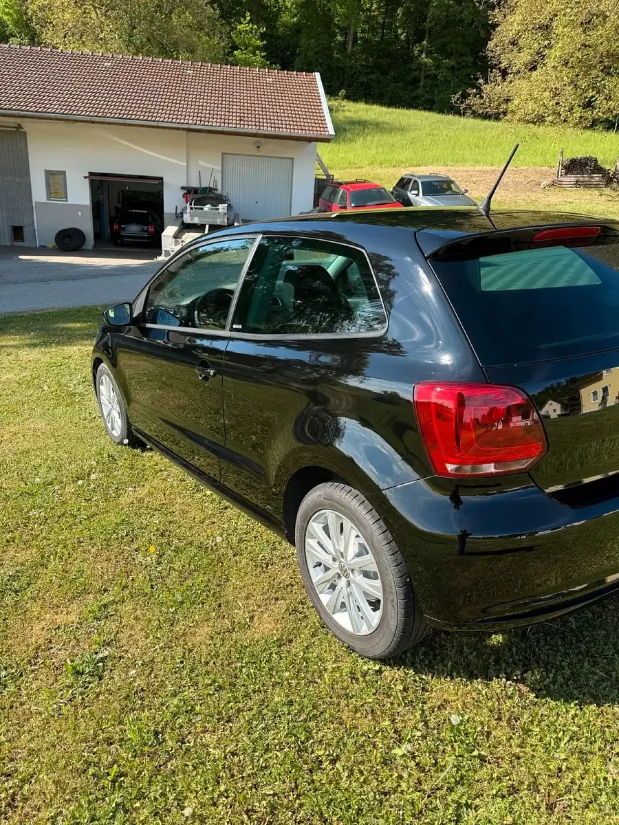 Occasion VW Polo 60 PK (44 kW) 2012 Zwart Hatchback