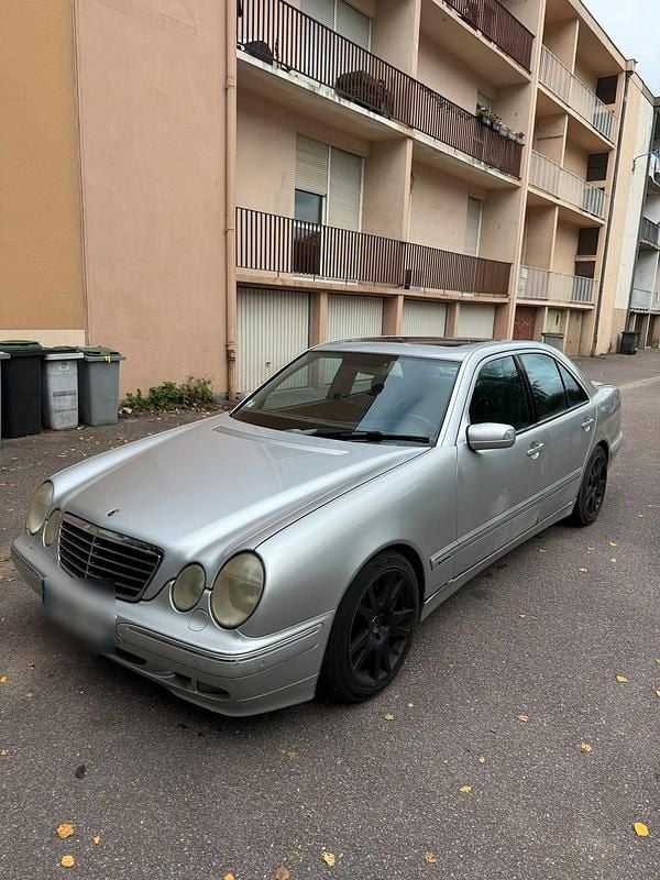 Gebraucht 2001 Mercedes E270 Limousine | 1.450 € (Superpreis) - Bild 1/4
