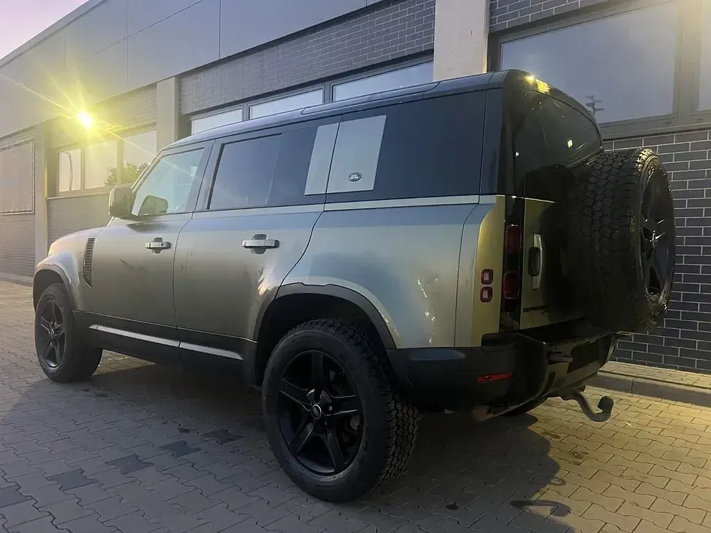 Gebraucht Land Rover Defender SE 400 PS (294 kW) 2021 Grün SUV
