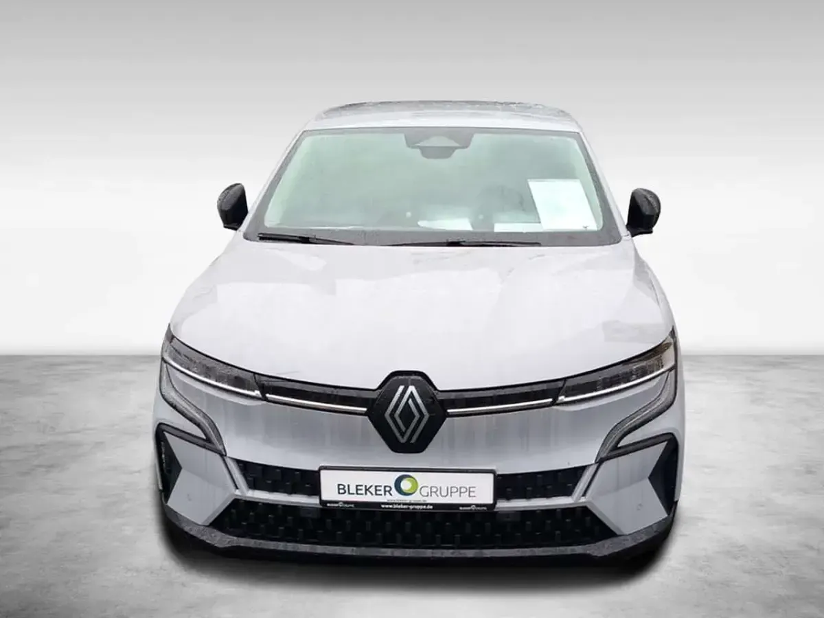 Ny Renault Megane E-Tech Komfort 160 kW (218 HK) 2025 Grå Sedan
