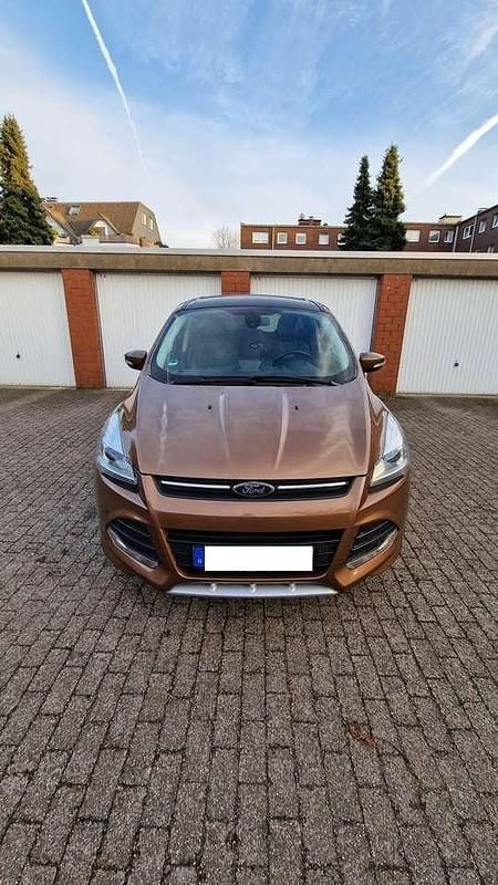 Gebraucht Ford Kuga Titanium 140 PS (102 kW) 2013 Bronze SUV