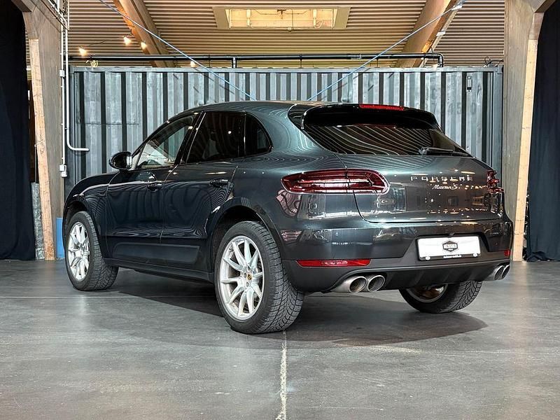 Gebraucht Porsche Macan S 258 PS (189 kW) 2017 Grau SUV