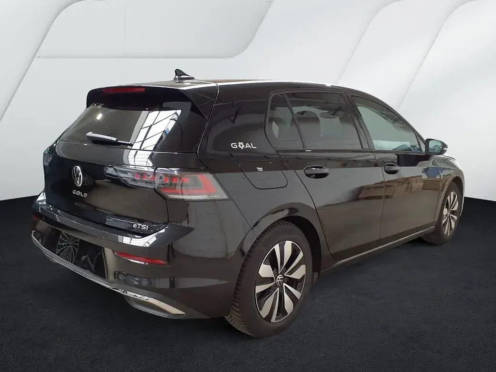 Gebraucht VW Golf VIII Goal 150 PS (110 kW) 2025 Schwarz Limousine