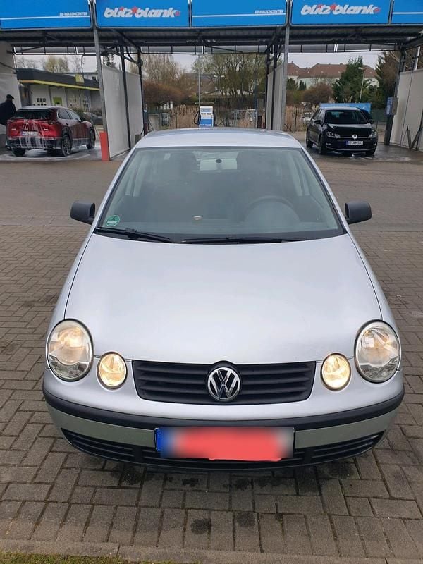 Gebraucht VW Polo 75 PS (55 kW) 2002 Silber Kleinwagen