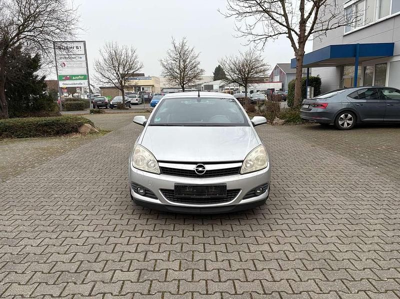 Gebraucht Opel Astra Cabriolet Cosmo 140 PS (102 kW) 2007 Starsilber iii m2 Cabrio