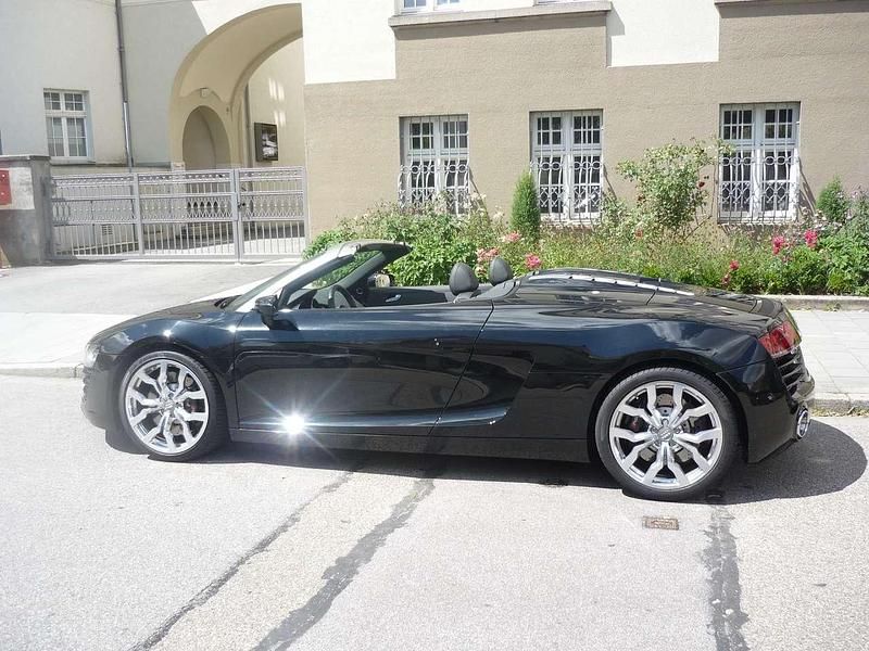 Gebraucht Audi R8 Spyder Basis 430 PS (316 kW) 2015 Schwarz Cabrio