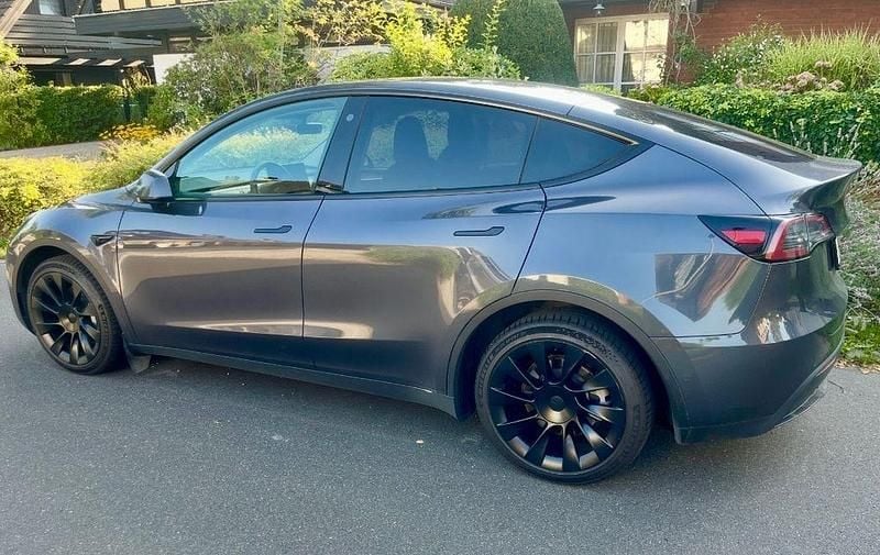 Gebraucht Tesla Model Y Long Range AWD 378 kW (514 PS) 2022 Grau SUV