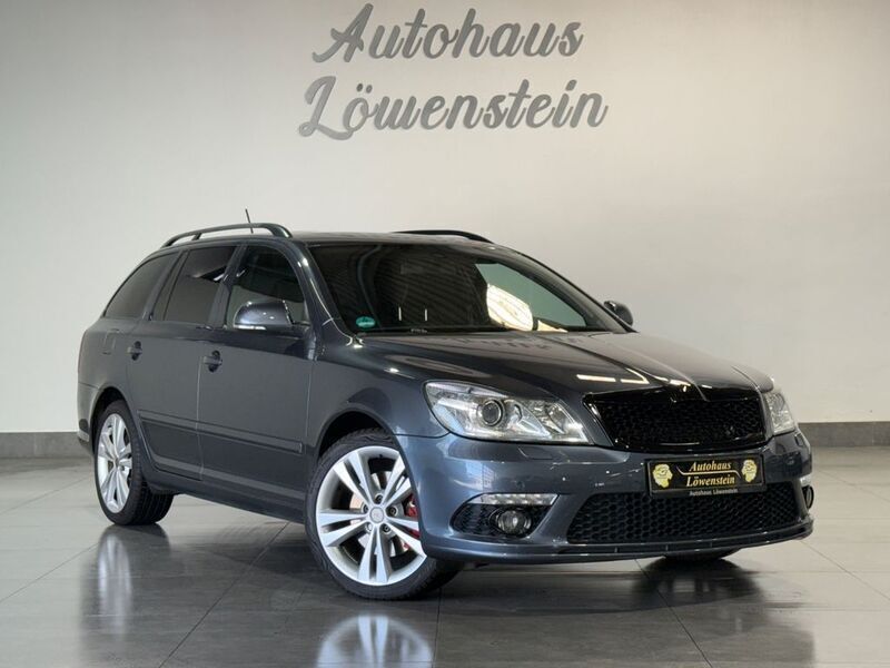 Anthracitegrau metallic Gebraucht 2011 Skoda Octavia RS Kombi | 11.980 € (Teuer) - Bild 1/4
