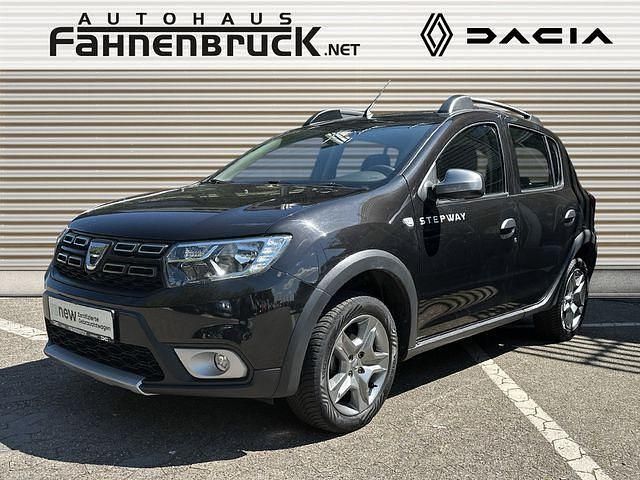 Schwarz Gebraucht 2020 Dacia Sandero Prestige Kleinwagen | 10.660 € (Guter Preis) - Bild 1/4