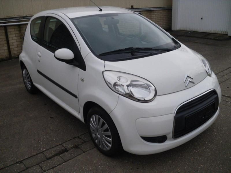 Gebraucht Citroën C1 68 PS (50 kW) 2009 Weiß Kleinwagen