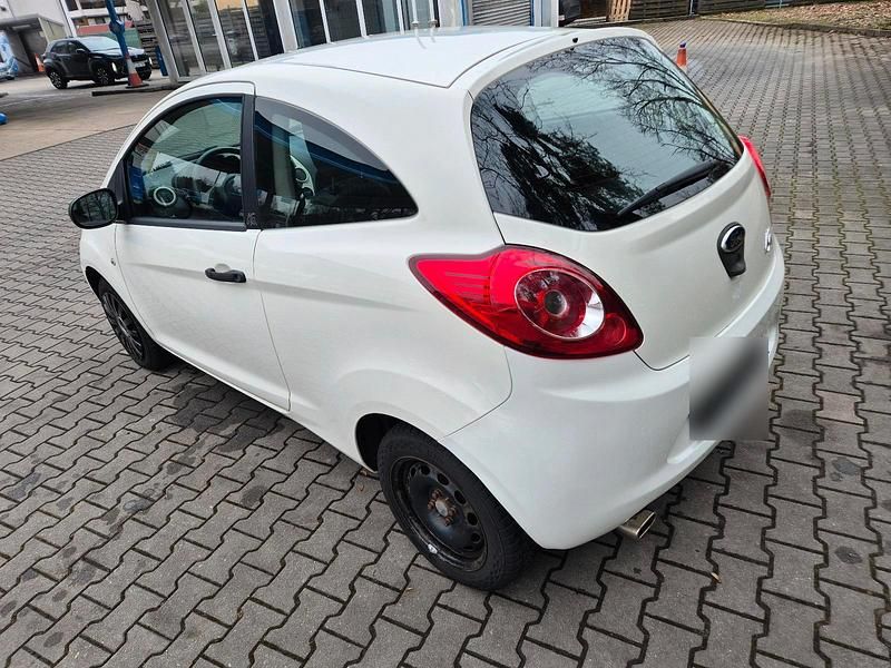 Gebraucht Ford Ka 69 PS (50 kW) 2011 Weiß Kleinwagen