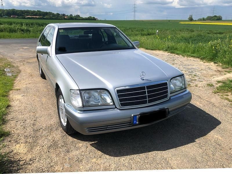 Silber Gebraucht 1994 Mercedes S320 Limousine | 12.500 € - Bild 1/4