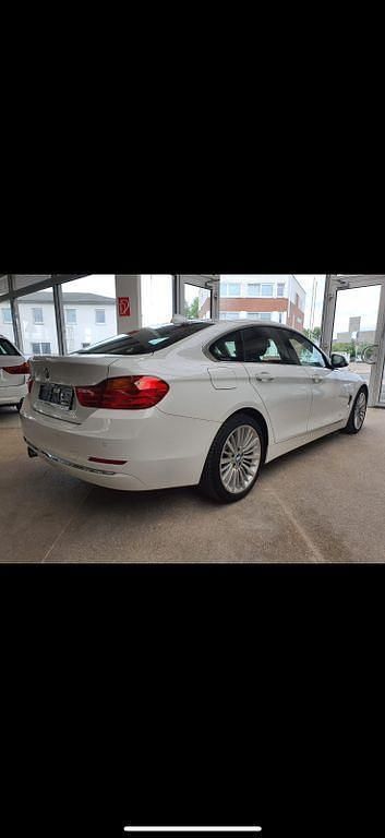 Weiß Gebraucht 2016 BMW 420 Gran Coupé Luxury Line Coupé | 15.500 € (Etwas zu teuer) - Bild 1/4