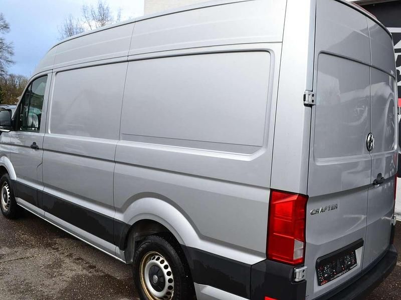 Gebraucht VW Crafter 140 PS (102 kW) 2019 Reflexsilber metallic Van