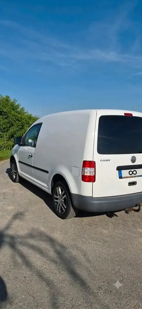 Gebraucht VW Caddy 69 PS (50 kW) 2005 Weiß Van / Kleinbus