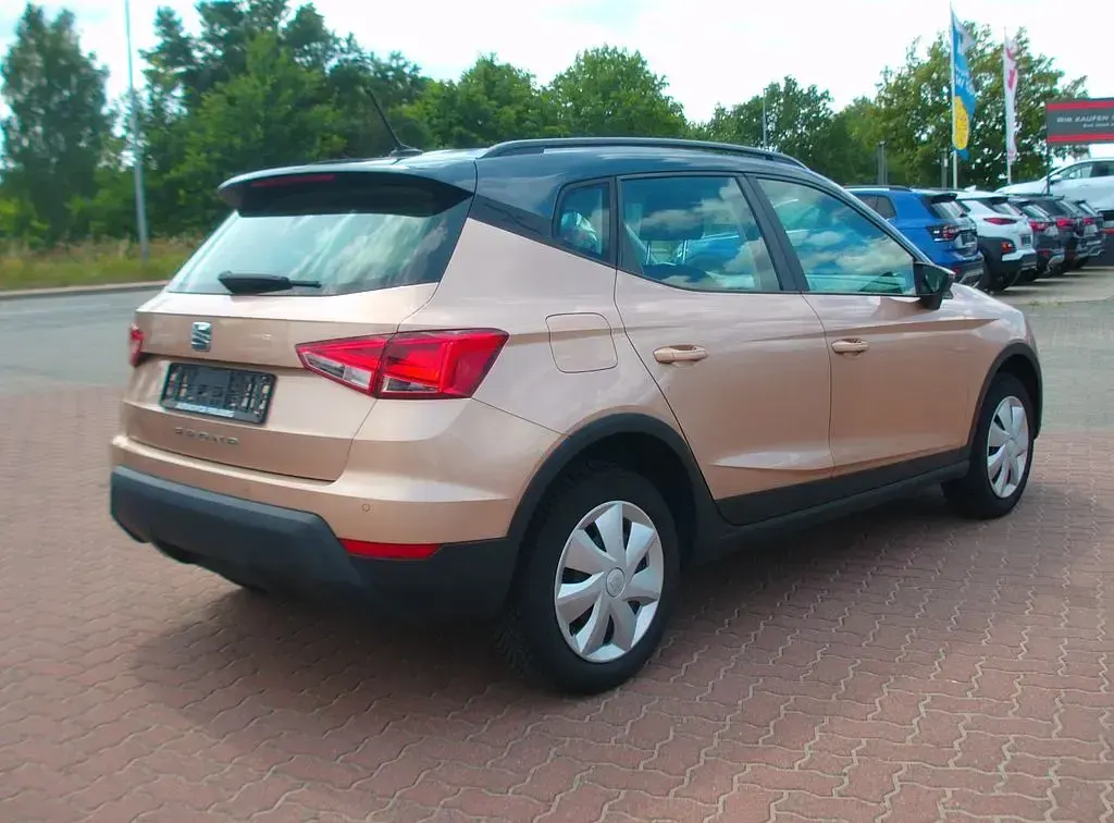 Gebraucht Seat Arona Style 95 PS (69 kW) 2019 Beige SUV
