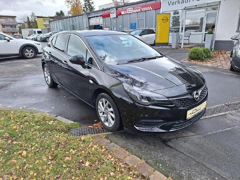 Gebraucht Opel Astra Elegance 145 PS (106 kW) 2021 Schwarz Limousine