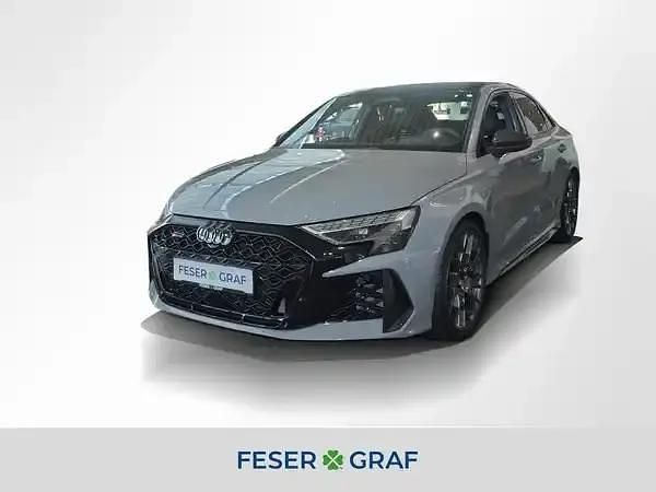 Neu Audi RS3 Ambiente 400 PS (294 kW) 2025 Individuallackierungen audi exclusive / nardograu Limousine