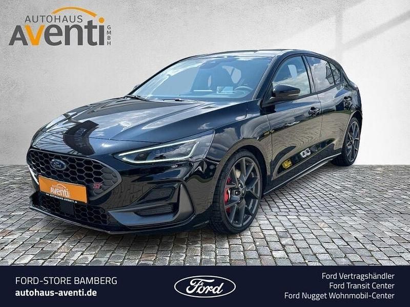 Neu Ford Focus ST 280 PS (205 kW) 2025 Schwarz Limousine