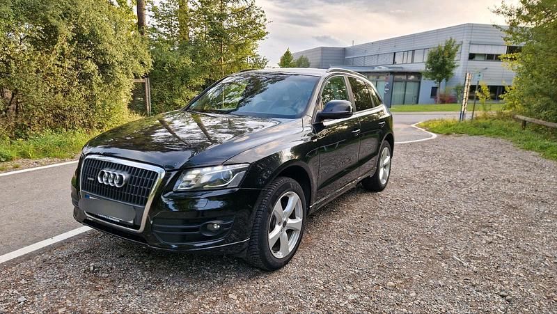 Schwarz Gebraucht 2011 Audi Q5 SUV | 11.500 € (Guter Preis) - Bild 1/4