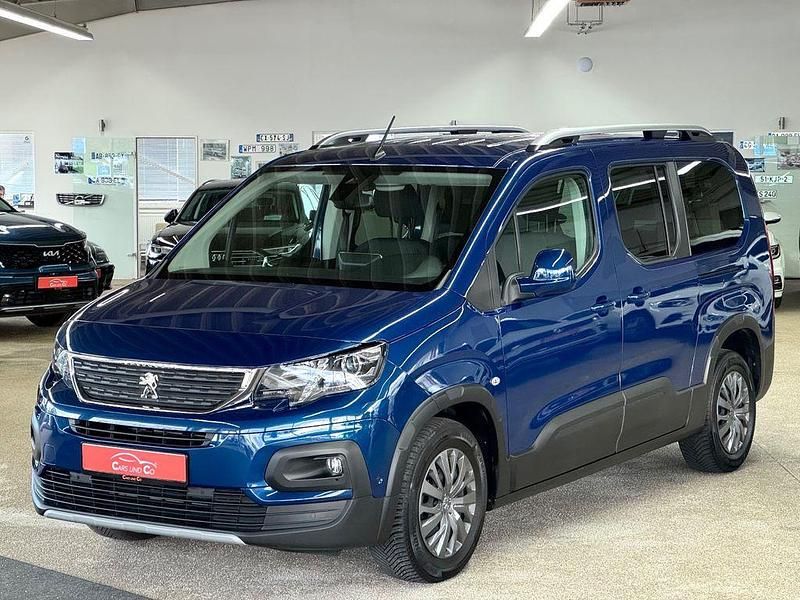 Blau Gebraucht 2020 Peugeot Rifter Allure Van / Kleinbus | 19.990 € (Fairer Preis) - Bild 1/4