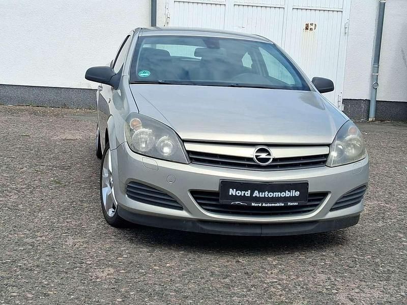Pannacotta m2 Gebraucht 2005 Opel Astra Edition Coupé | 3.000 € (Fairer Preis) - Bild 1/4