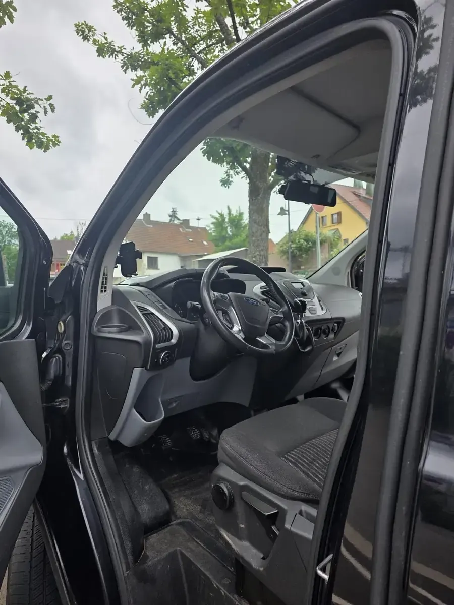 Gebraucht Ford Transit Custom 125 PS (91 kW) 2014 Schwarz Van / Kleinbus