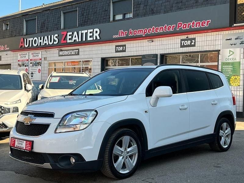 Gebraucht Chevrolet Orlando LTZ 141 PS (103 kW) 2011 Weiß Van / Kleinbus