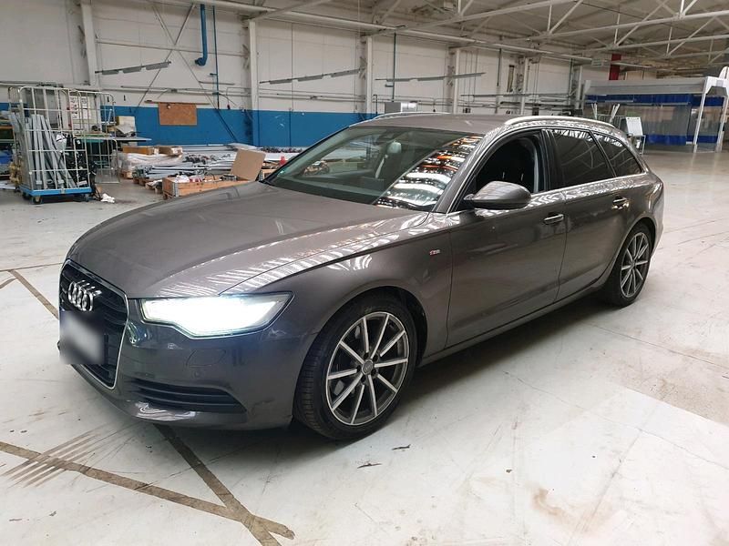 Gebraucht Audi A6 245 PS (180 kW) 2012 Grau Kombi