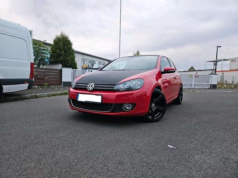 Rot Gebraucht 2009 VW Golf VI Limousine | 6.700 € (Fairer Preis) - Bild 1/4