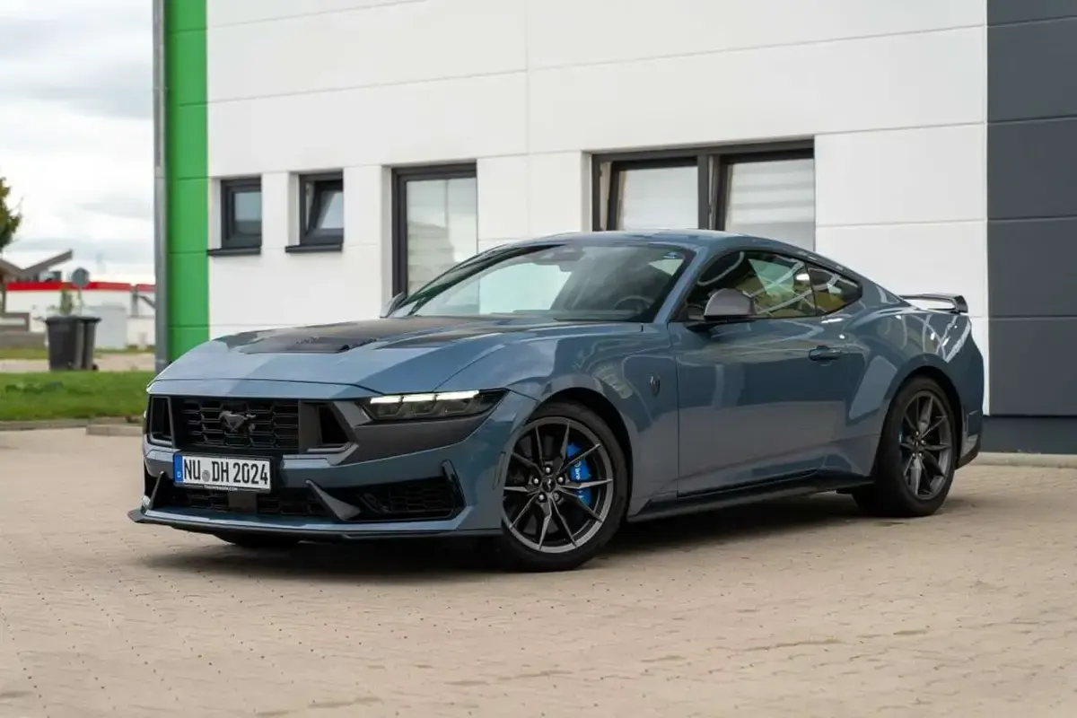 Gebraucht Ford Mustang Dark Horse 454 PS (333 kW) 2024 Vapor blue metallic Coupé