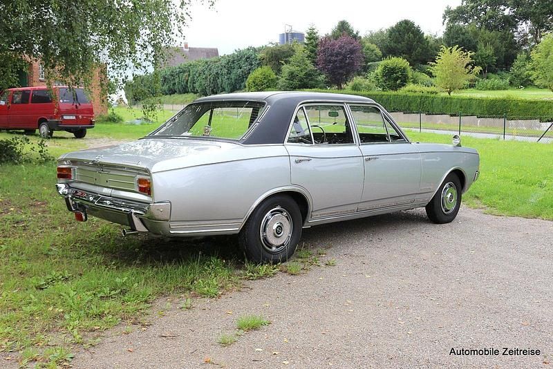 Gebraucht Opel Commodore S 115 PS (84 kW) 1967 Silber Limousine